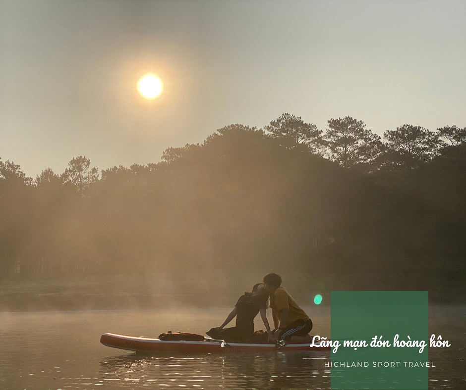 tour chèo sup hồ Tuyền Lâm ngắm hoàng hôn