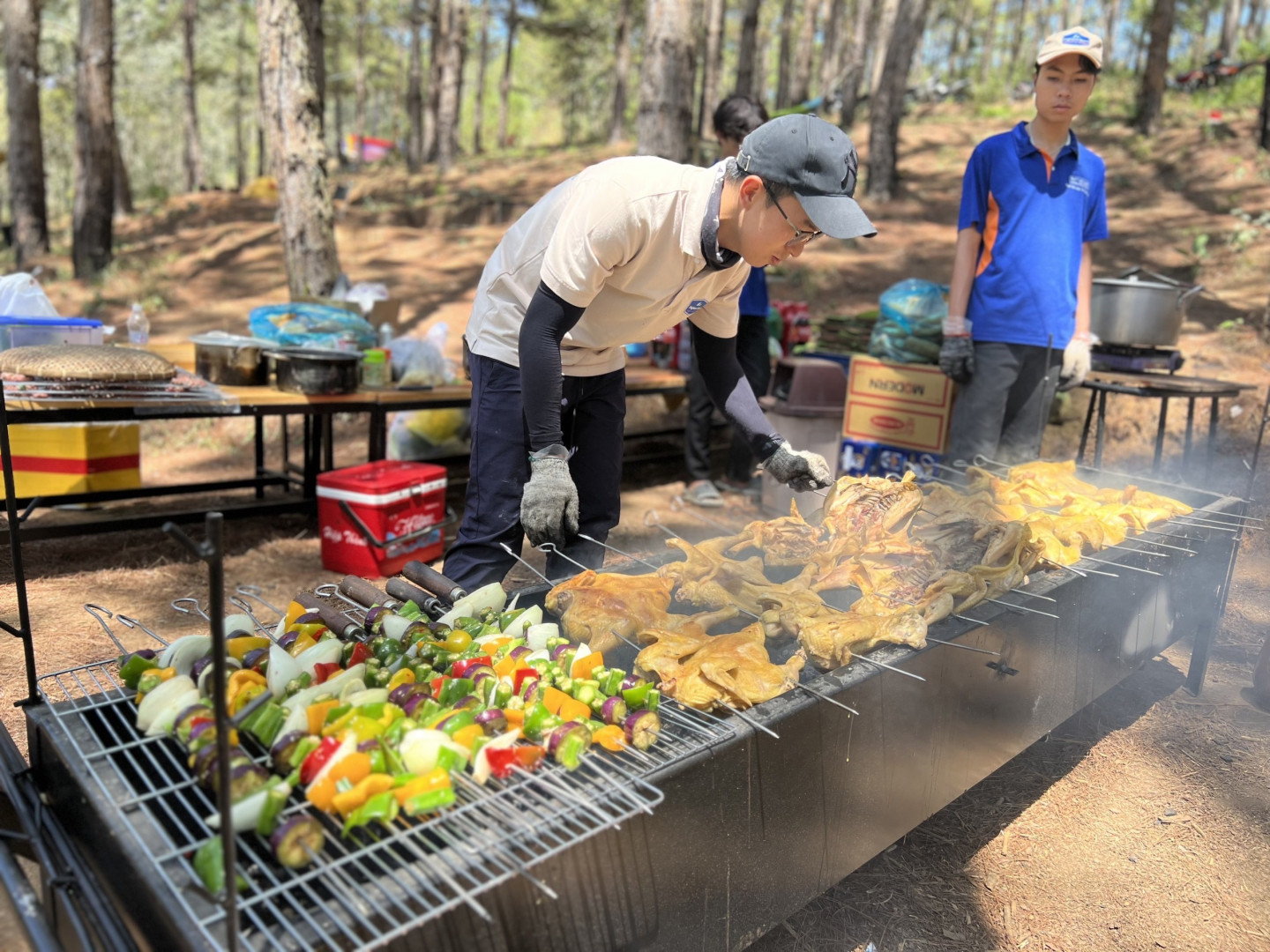 Chèo SUP Đà Lạt: Chọn Tour Nửa Ngày Hay SUP & BBQ?